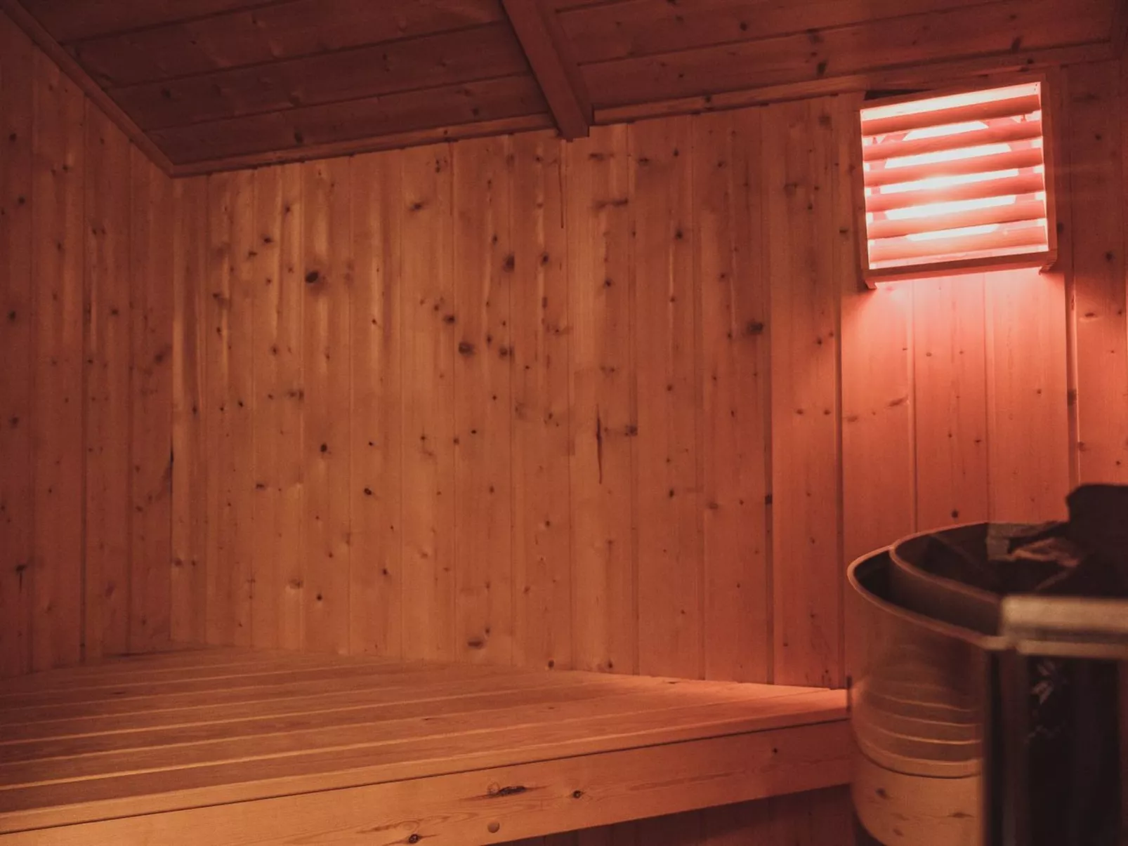 "Neno" - 100m from the sea - Drinnen