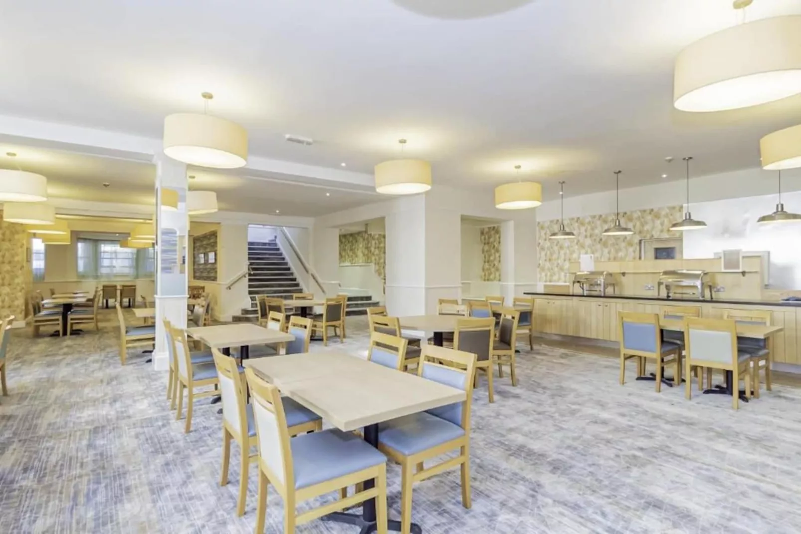 Standard Triple Room - Dining room