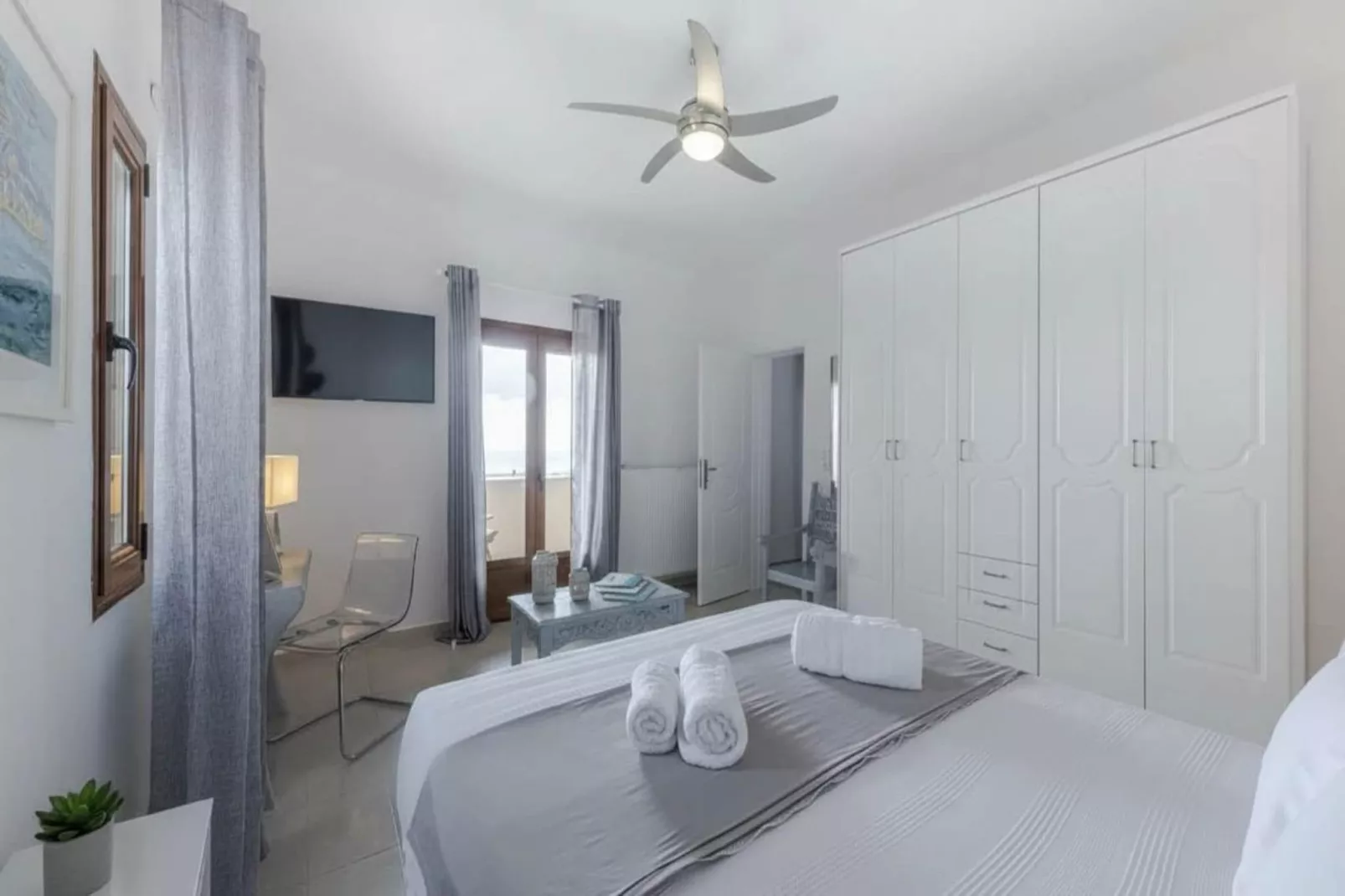 Stylish Santorini Residence with Endless Sea Views - Bedroom