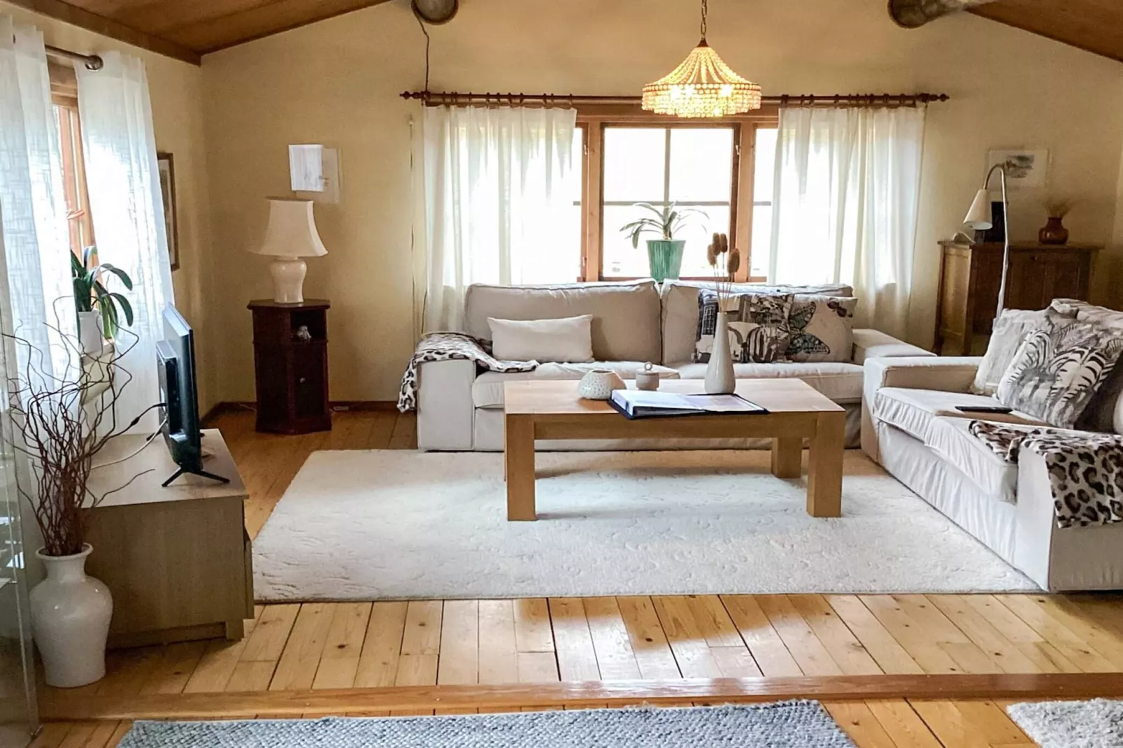 4 etoiles maison de vacances a ELDSBERGA