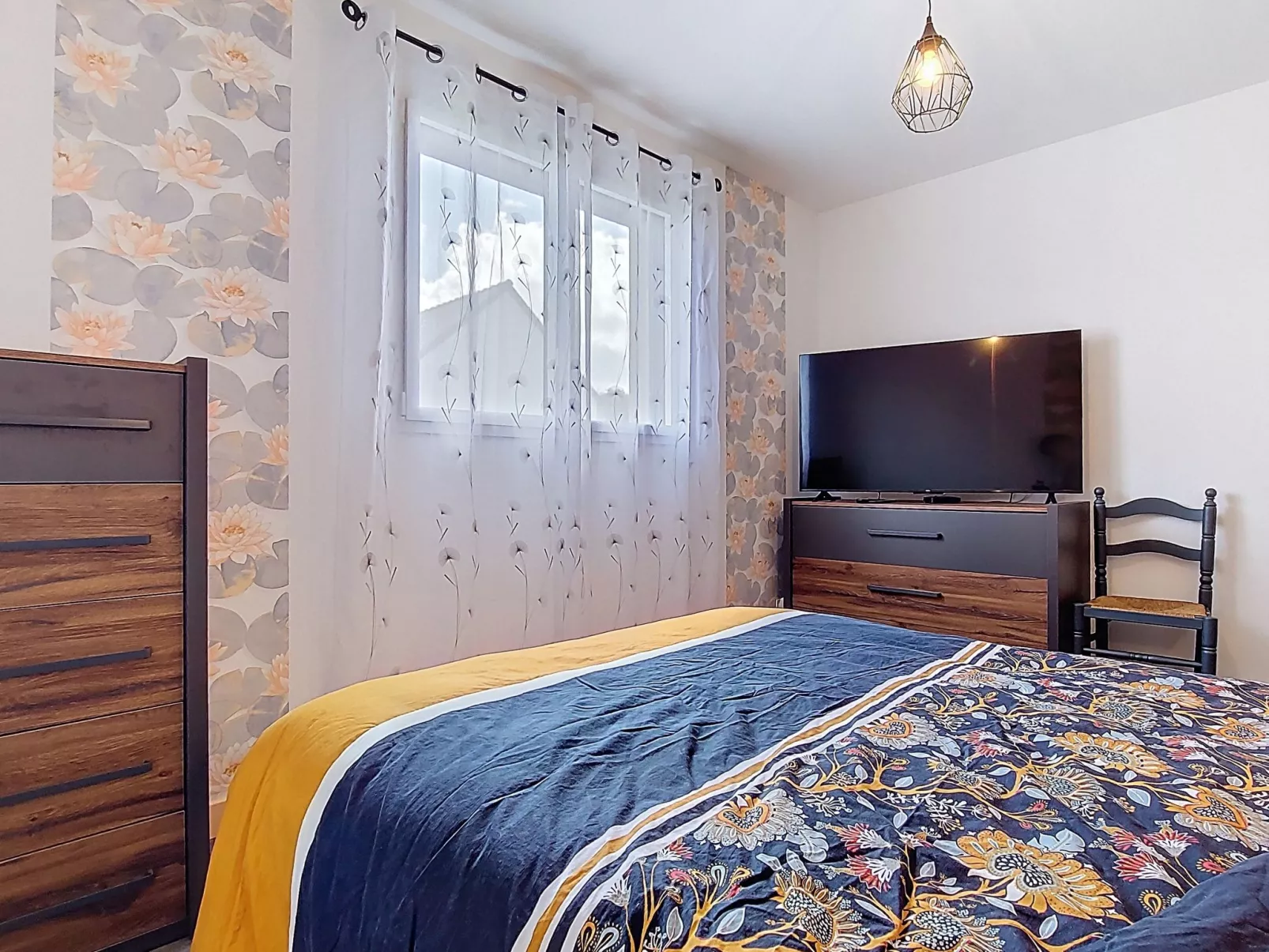 Les Jonquilles - Inside