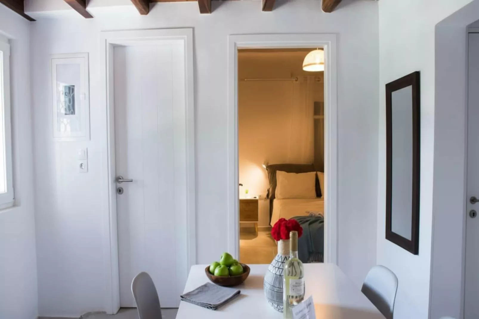 Ornos Elegant 2 Bd House with Shared Pool - Dining room