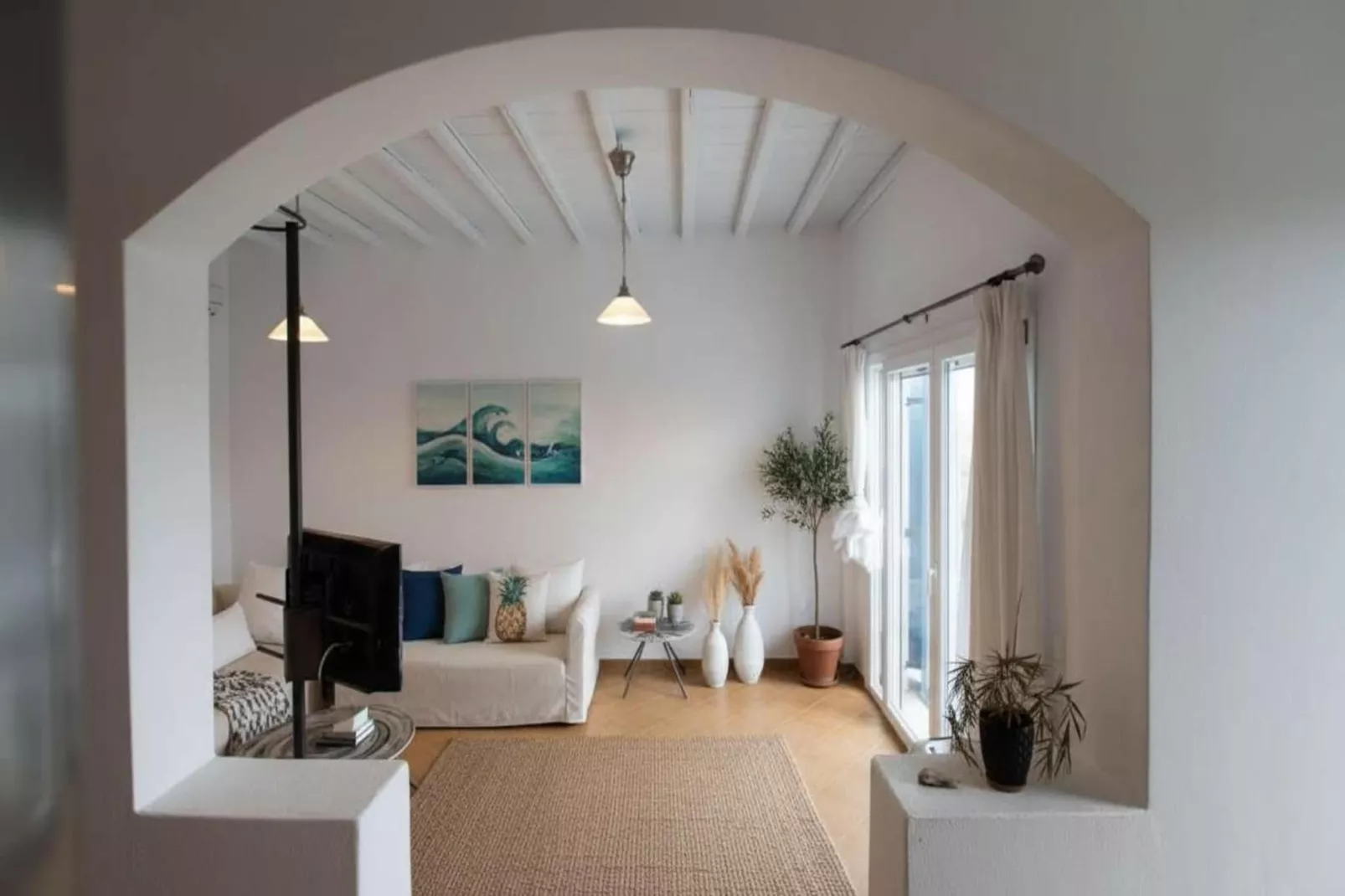 Maggie_vacay - Living room