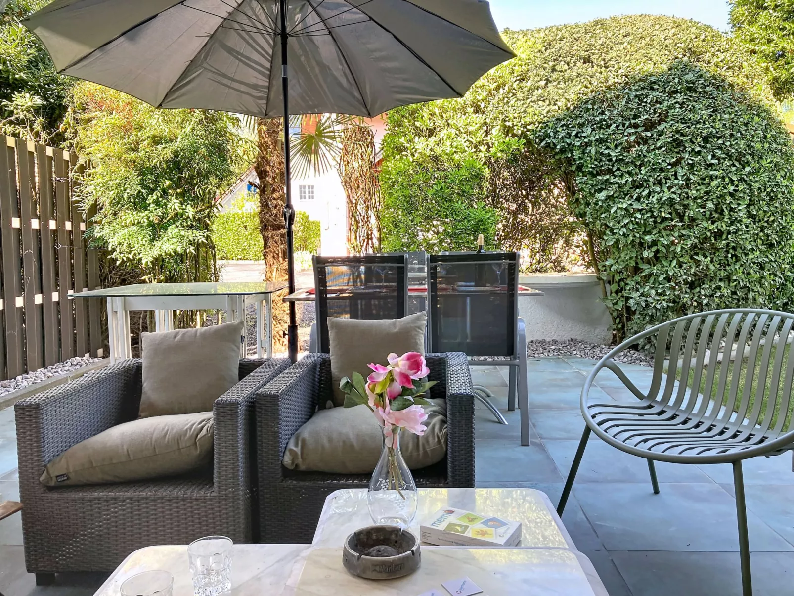 La Maison des Palmiers - Outside