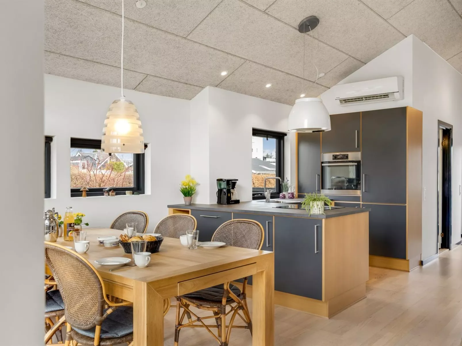 "Anttoni" - 350m from the sea - Drinnen