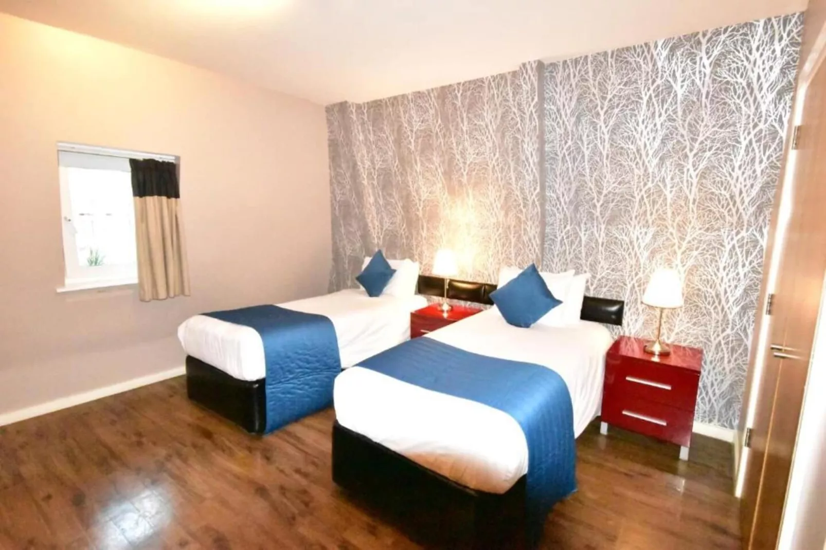 Standard Twin Room - Schlafzimmer