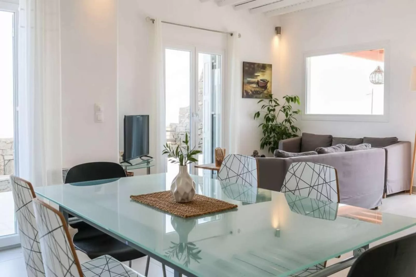 Prestigious Residence in Kalafatis w Private Pool - Esszimmer