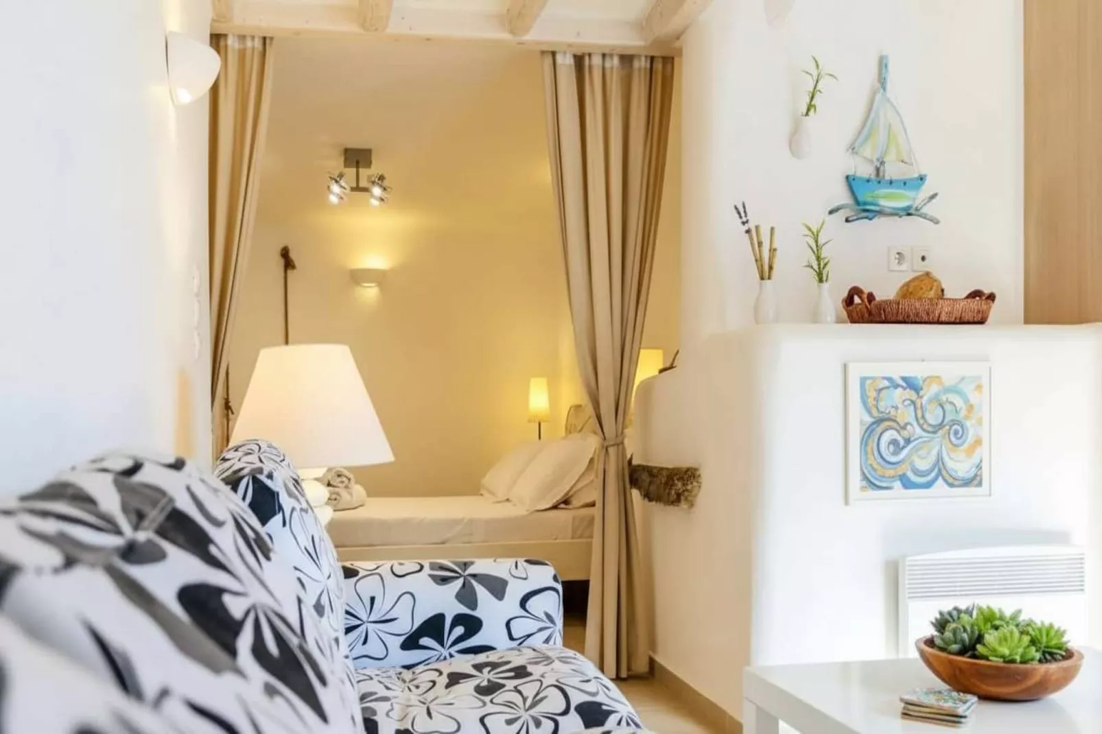 Ortus_Ivory_vacay - Ambiente