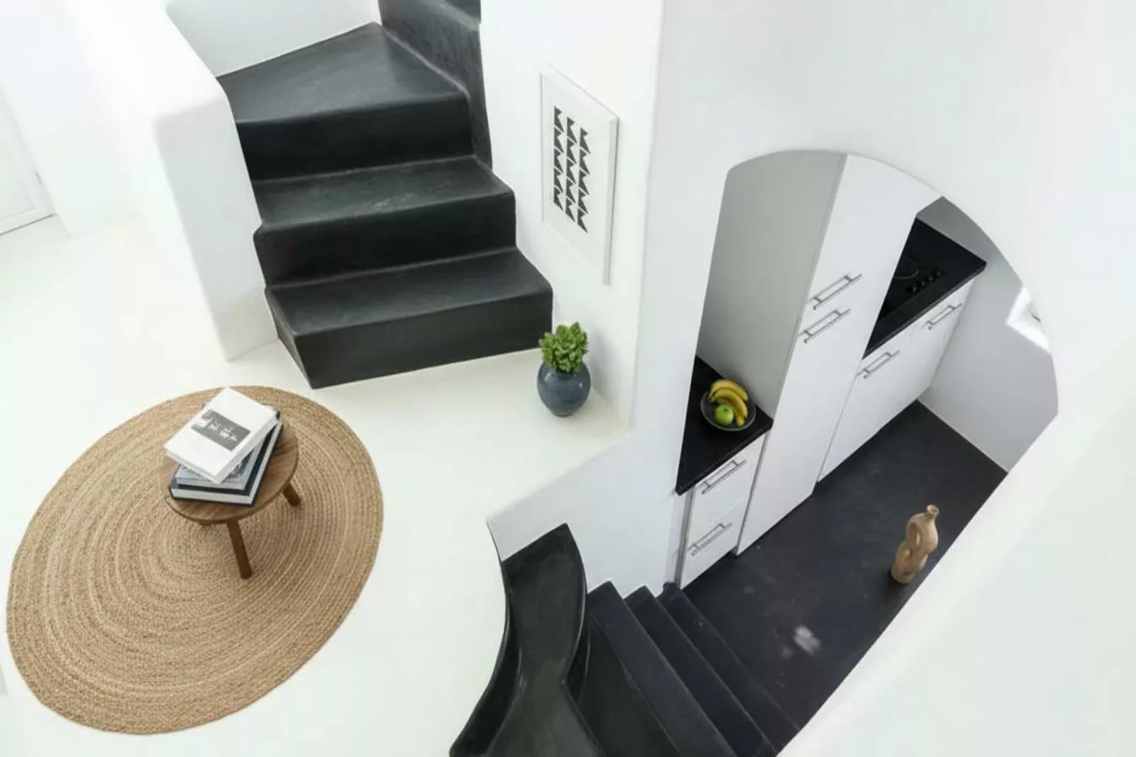 Poseidon’s Water Escape Santorini Rooftop Jacuzzi - Landing