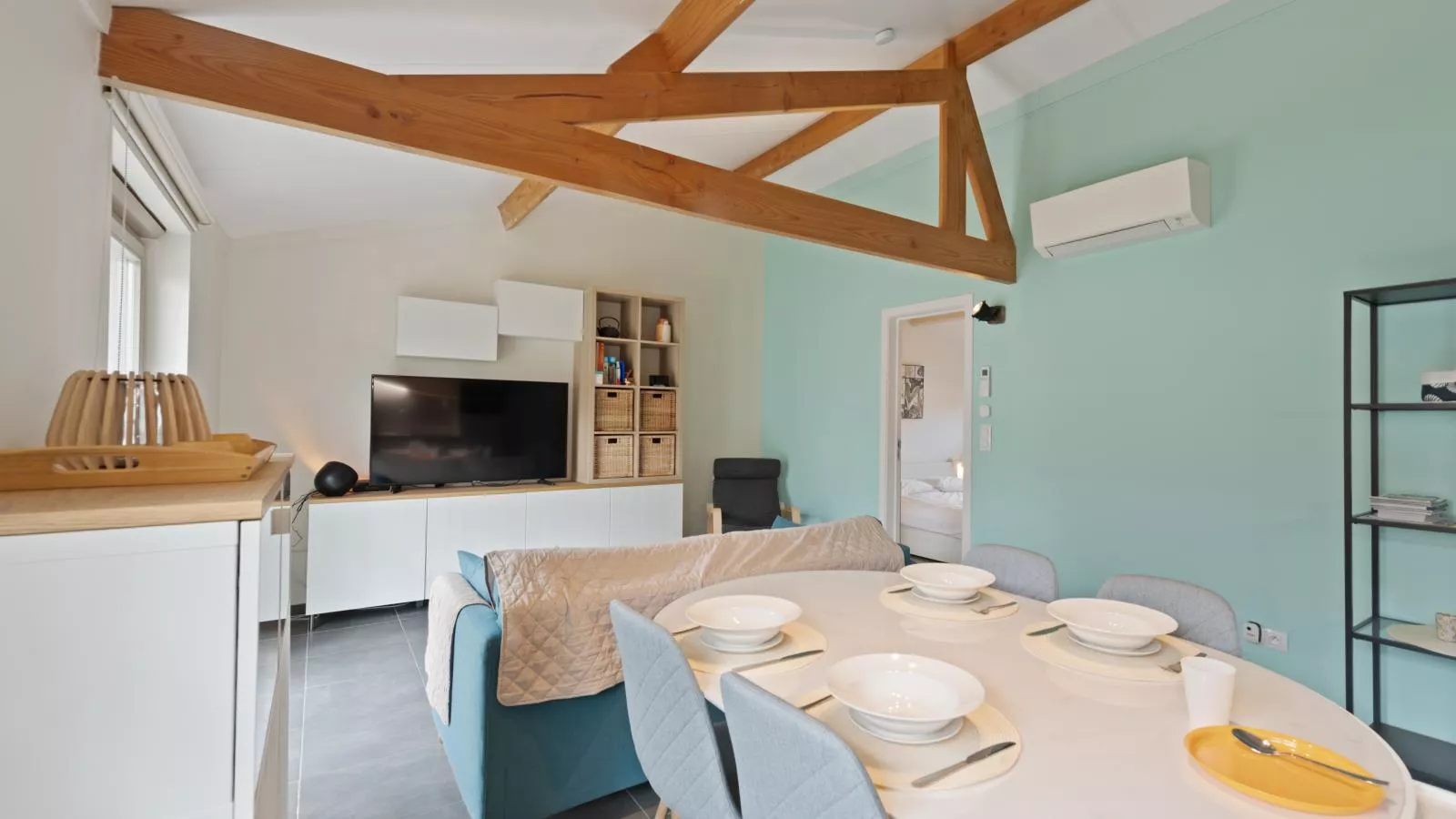 Westhinder I H93 - Living room