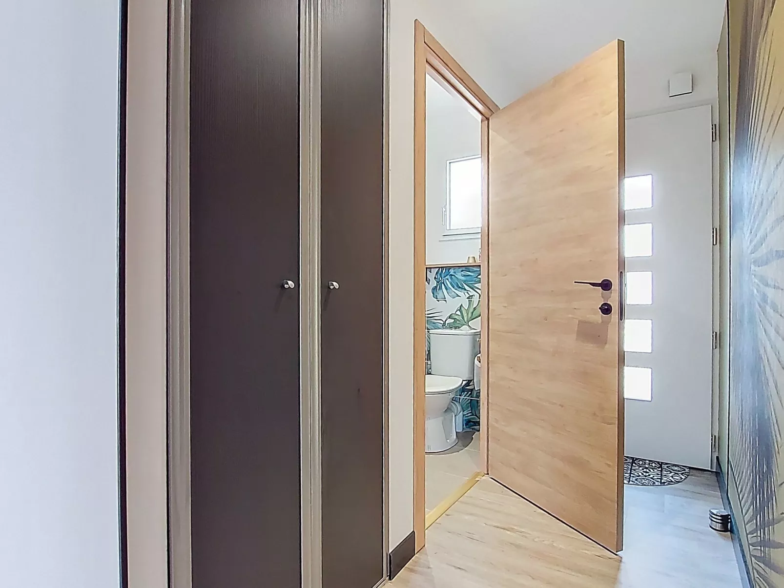 Les Jonquilles - Inside