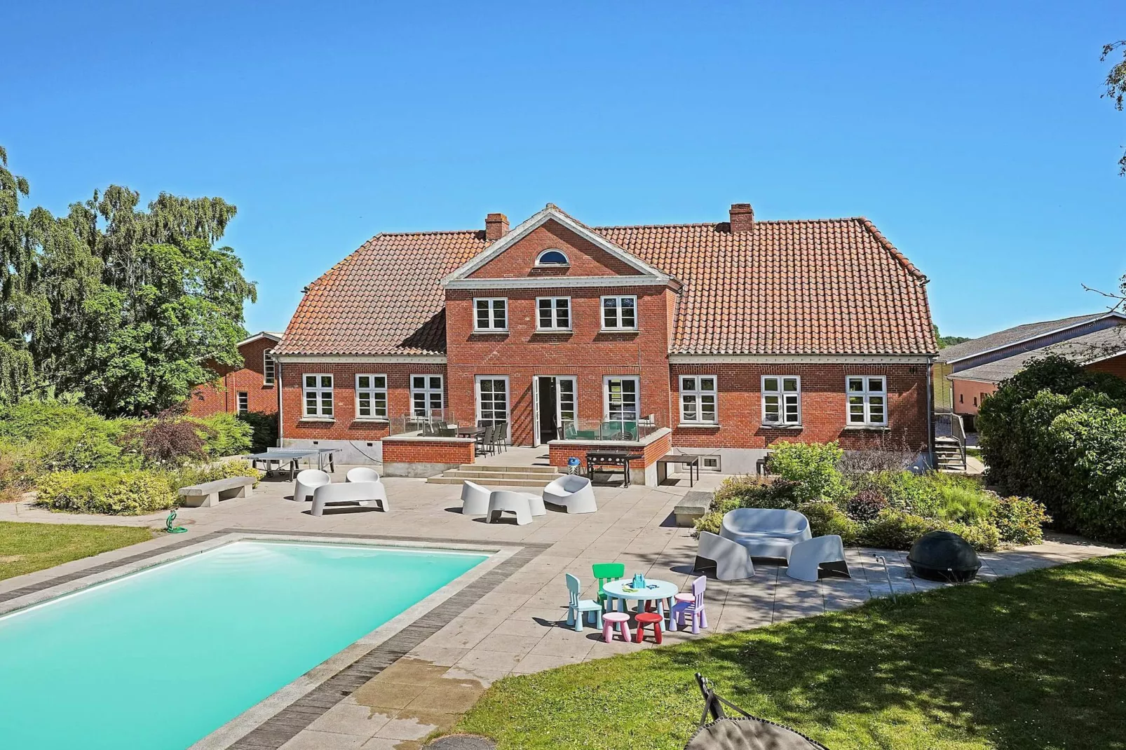 4 Sterne Ferienhaus in Lundby - Schwimmbad