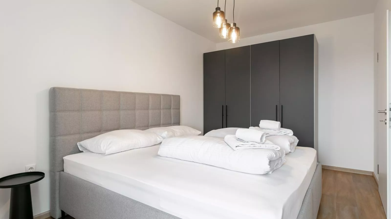City Apartments Jenbach Top3Top4Top5 - Chambre