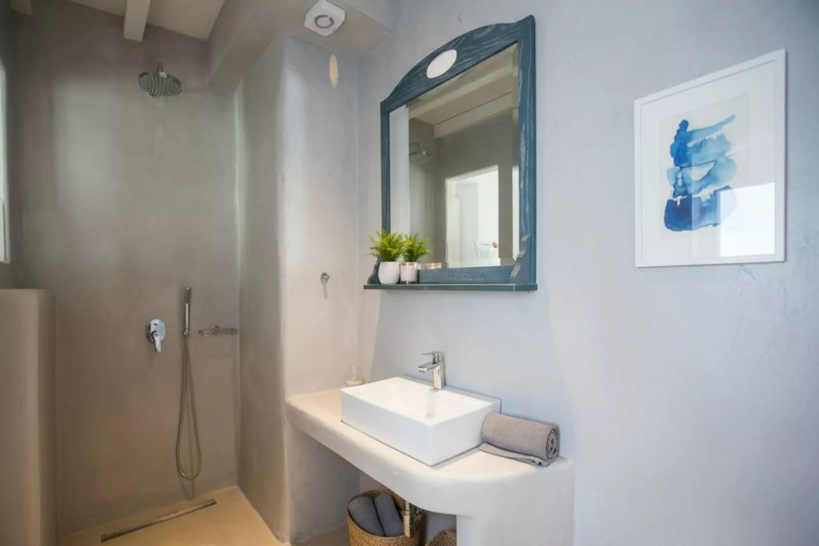 Scenic Agios Sostis Retreat with Sea Views - Badezimmer