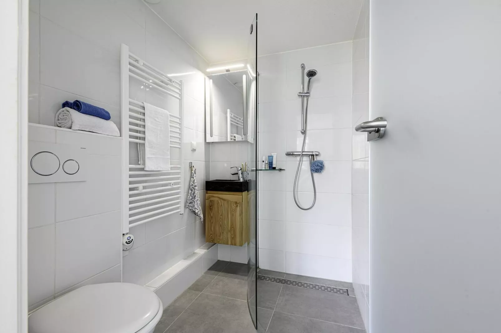 Family House | 10-12 personen | 4 slaapkamers | 3,5 badkamers - Bathroom