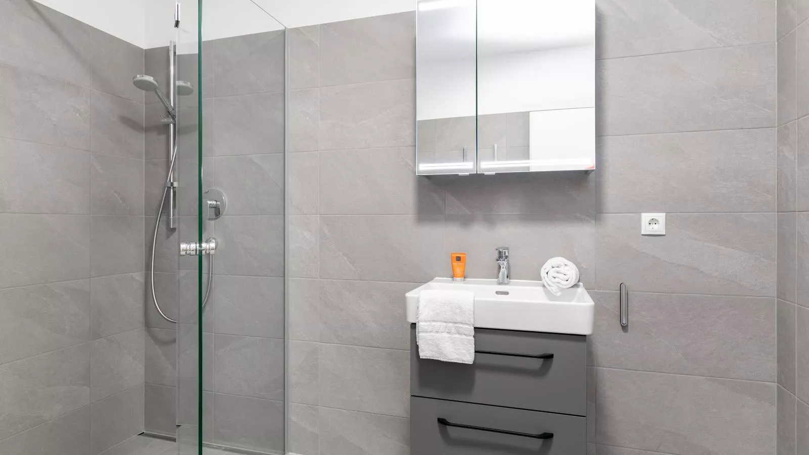 City Apartments Jenbach Top3Top4Top5 - Salle de bain