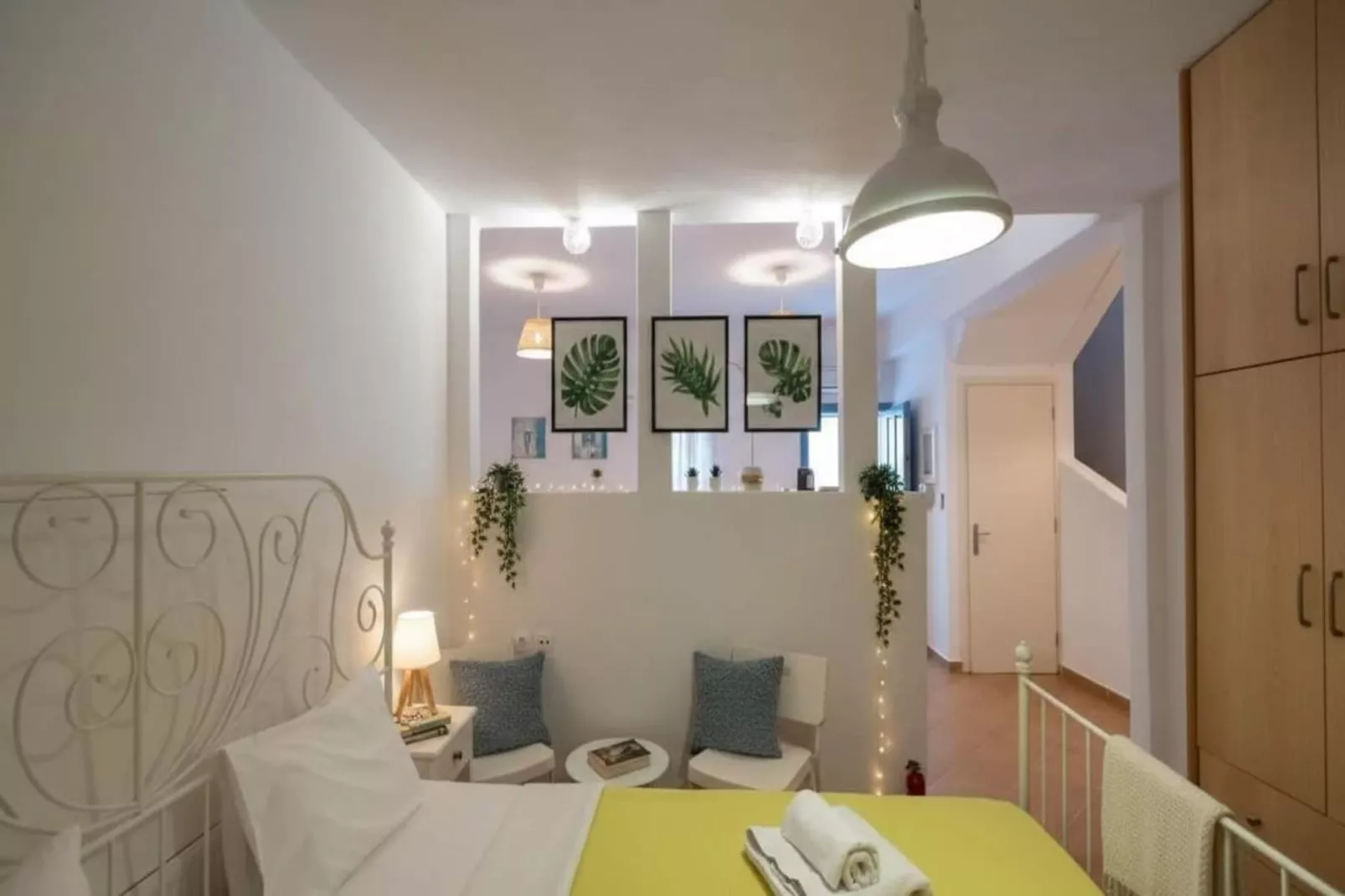 Maggie_vacay - Bedroom