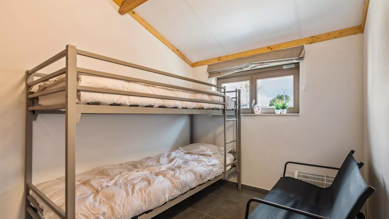 Westhinder I H95 - Chambre