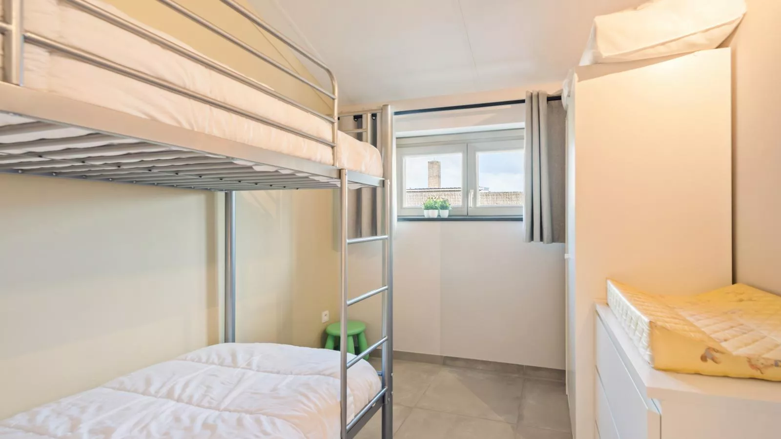 Westhinder II H18 - Bedroom