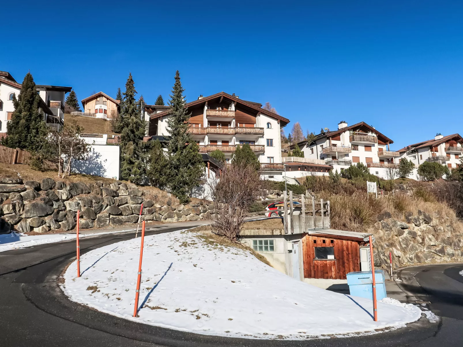 Toissa A6 - Draußen