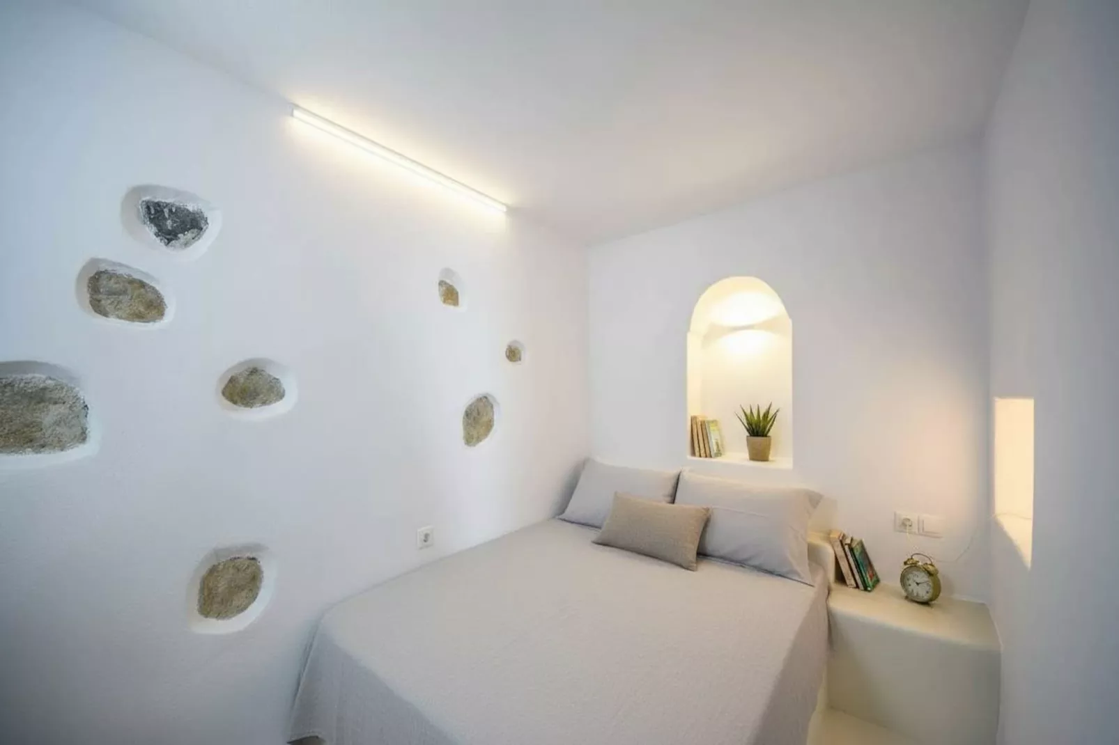 Dionysos Wine Authentic Stay 2 Bd Santorini Home - Bedroom