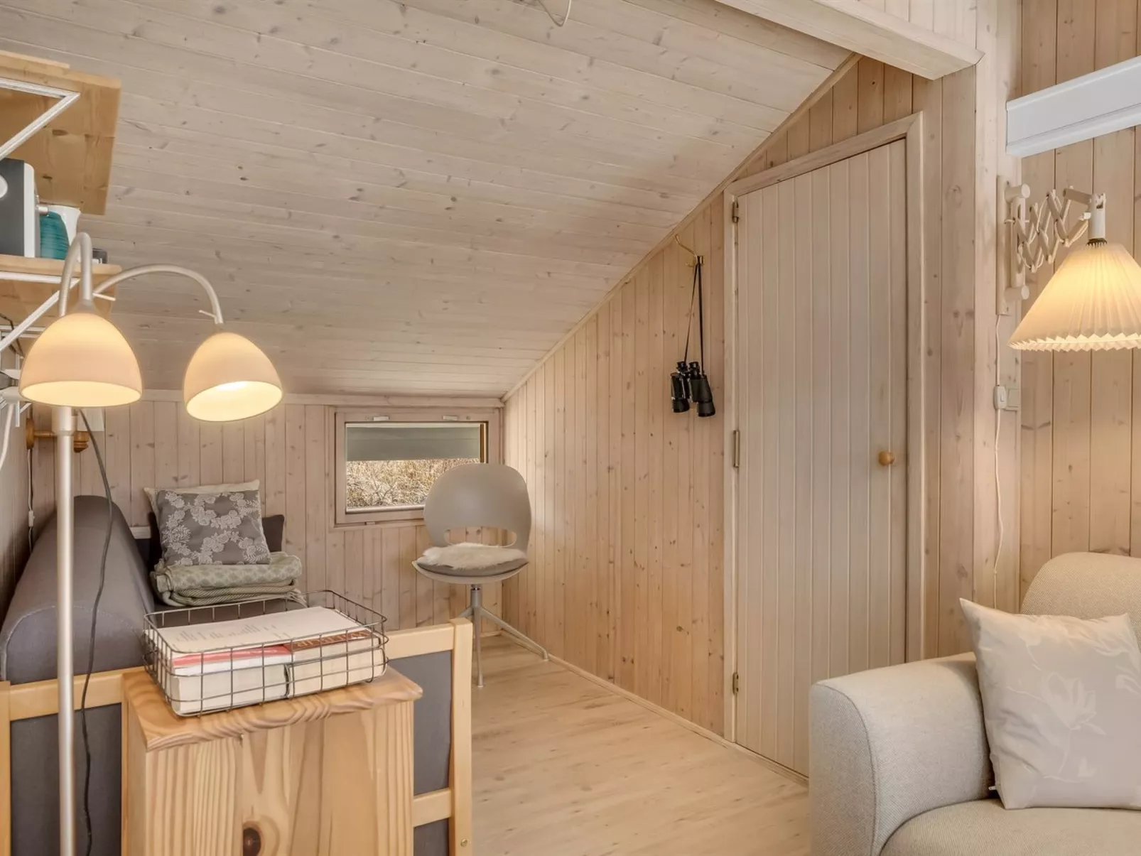 "Eida" - 400m from the sea - Drinnen