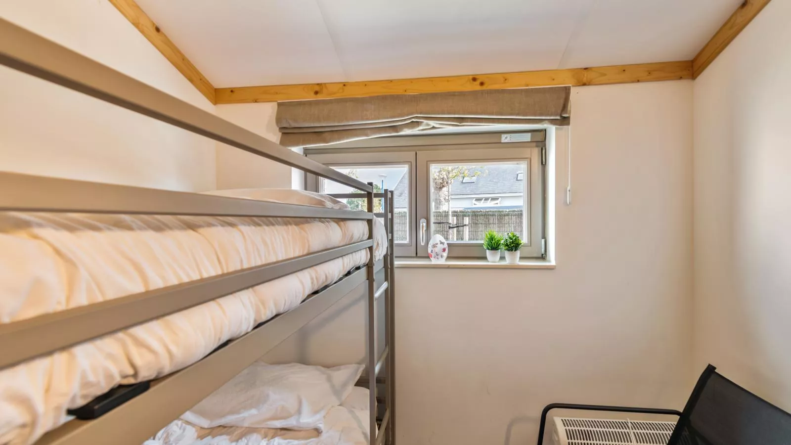 Westhinder I H95 - Chambre