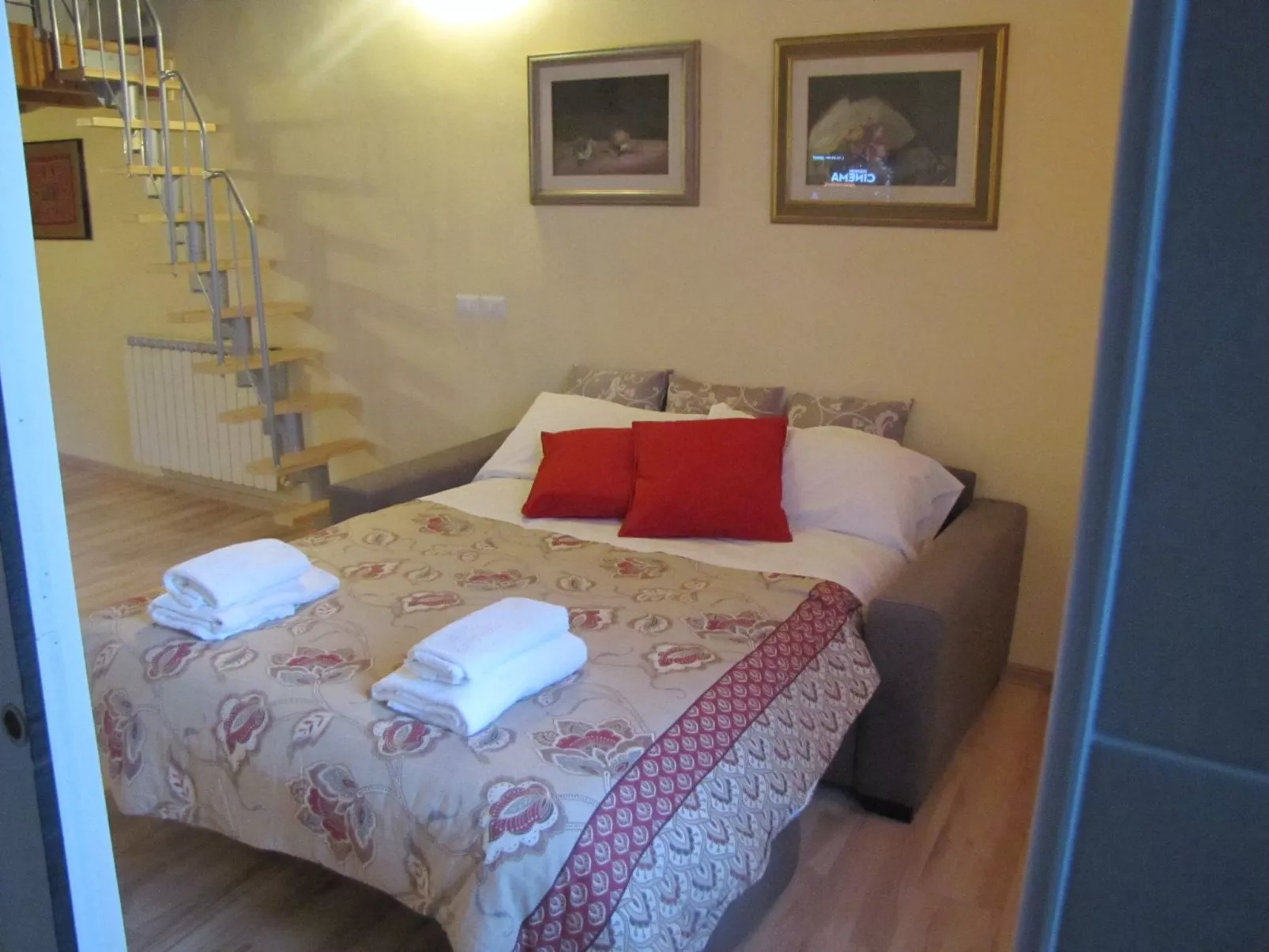 Schicke, moderne und geschmackvoll eingerichtete Ferienwohnung im beliebten Vie - Drinnen