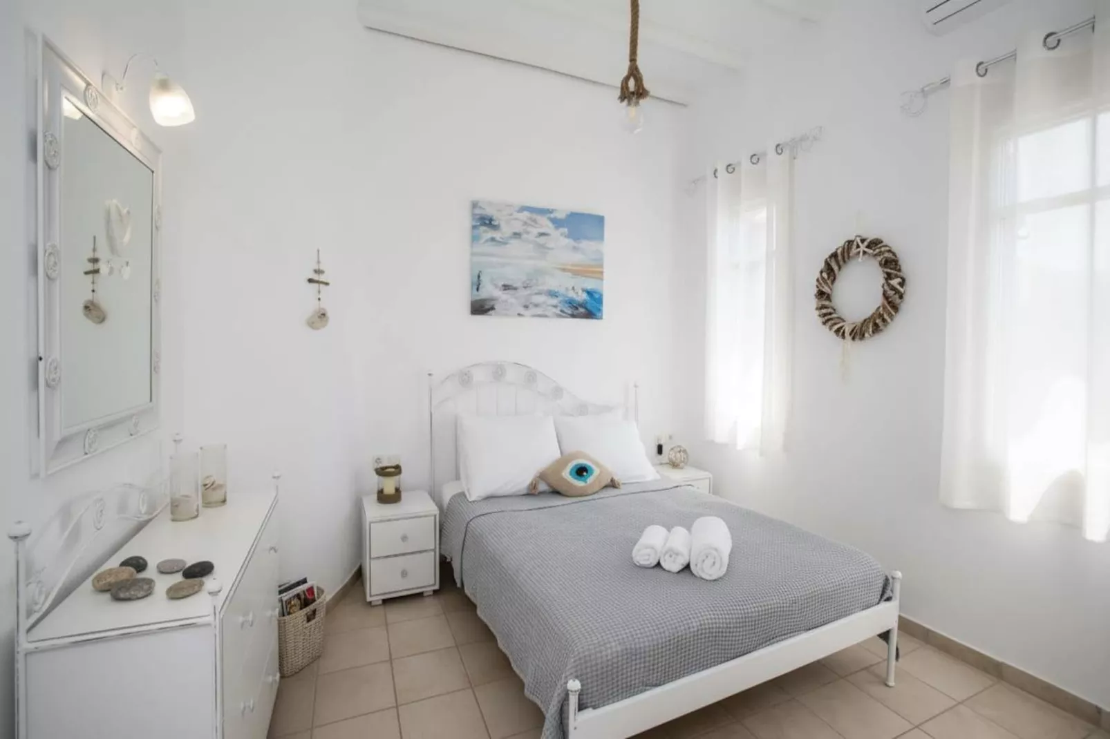 Argiro_Big_vacay - Bedroom