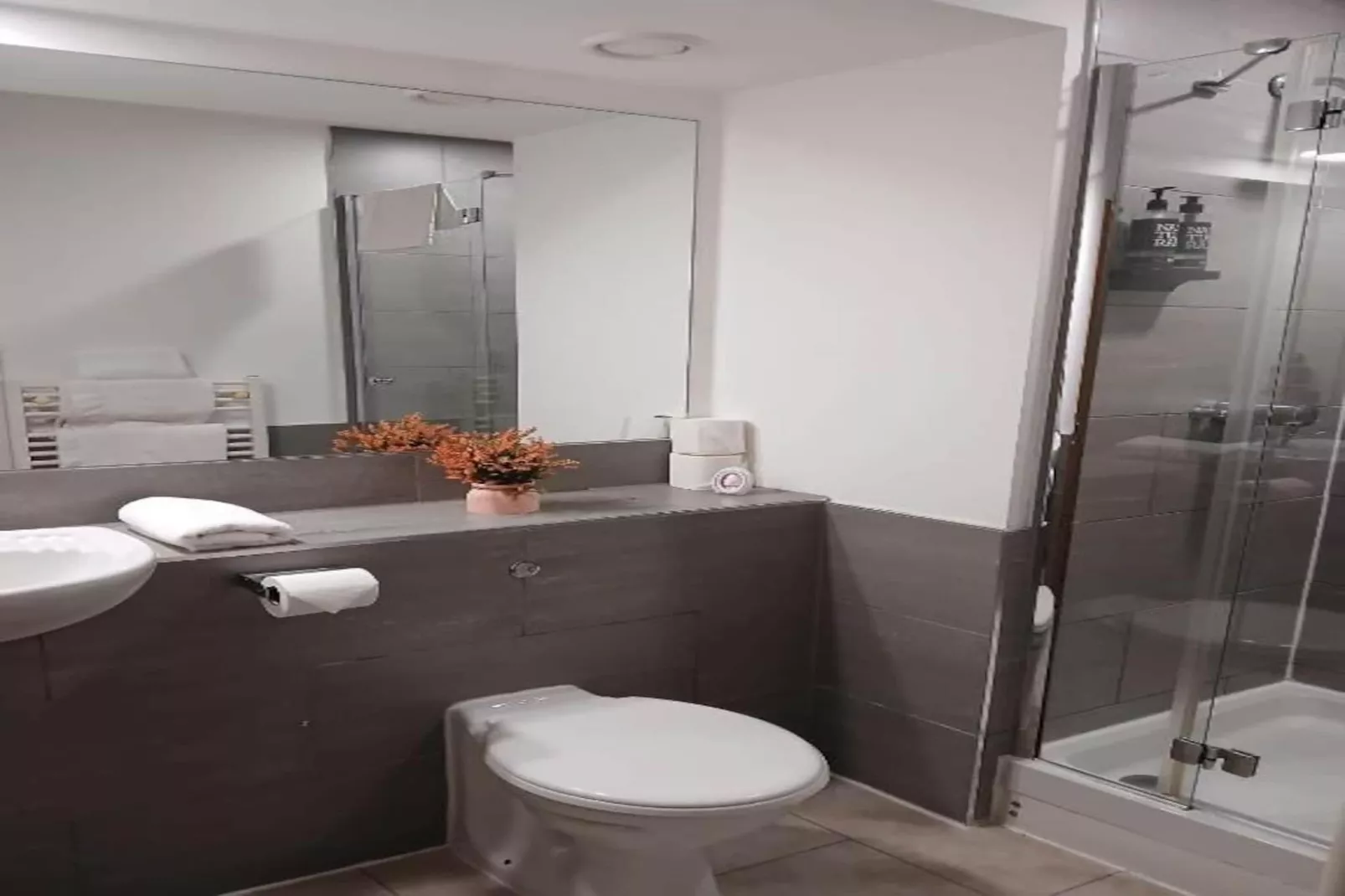 Compact Double Room - Badezimmer