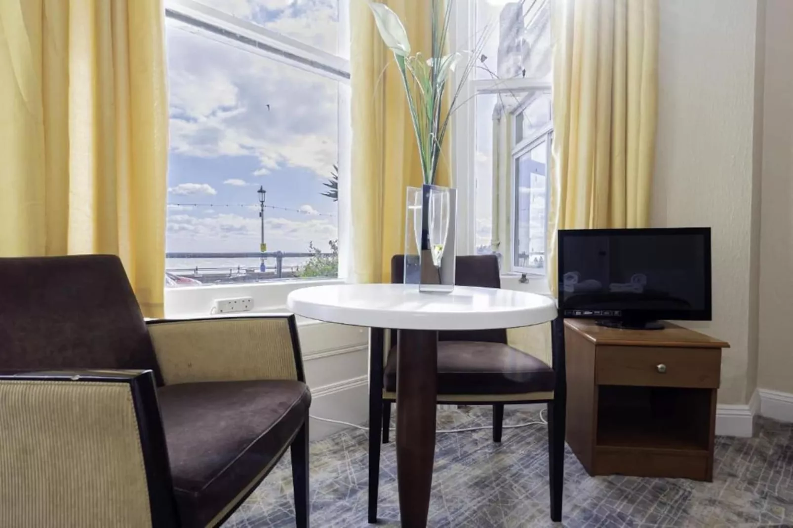 Double room with sea view - Schlafzimmer