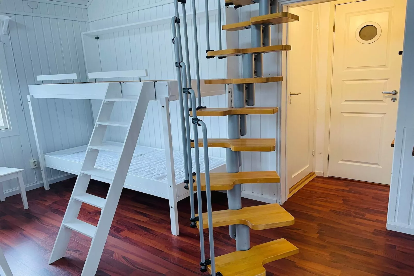 4 star holiday home in Trollhättan - Indoor