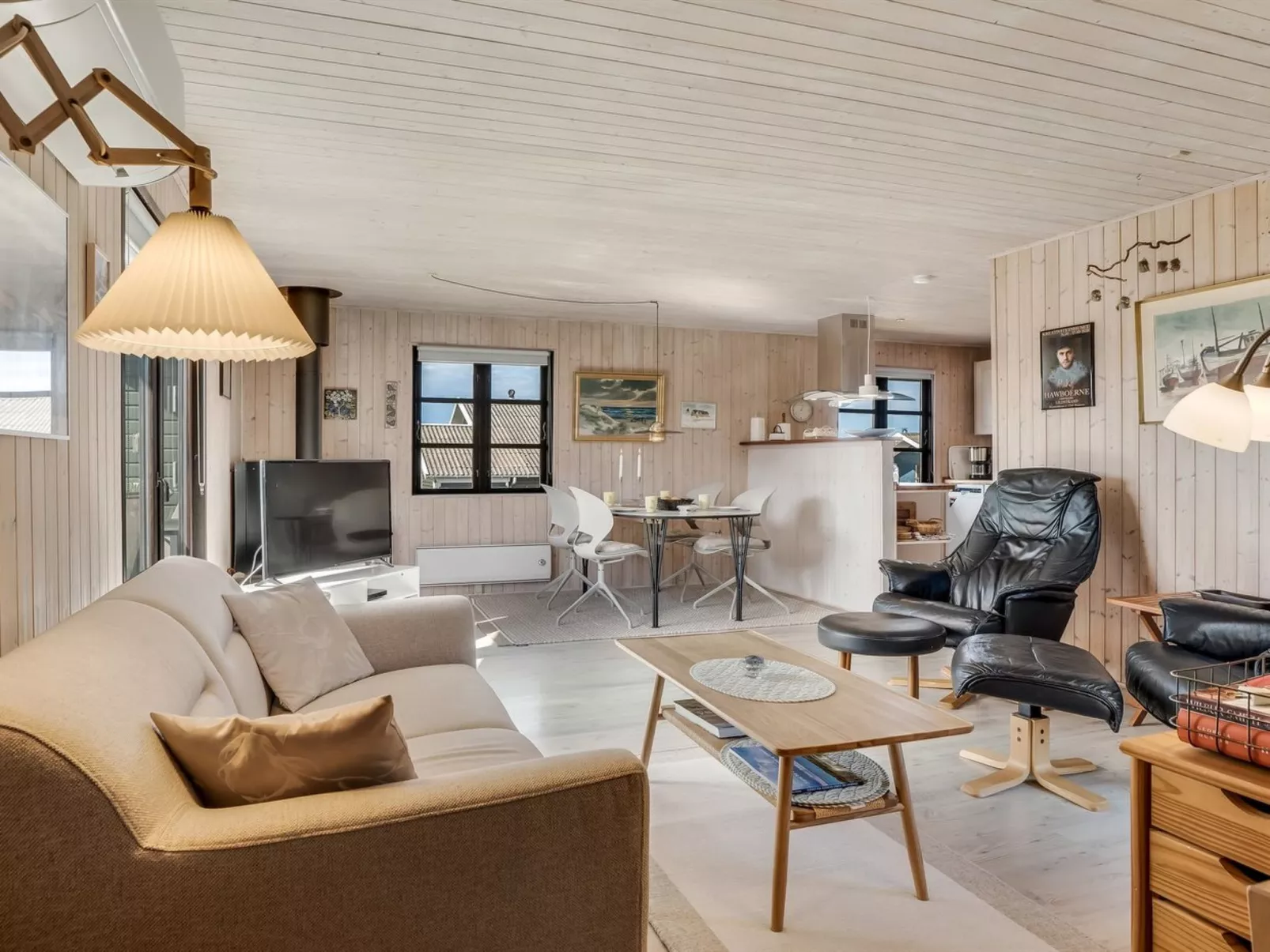 "Eida" - 400m from the sea - Drinnen