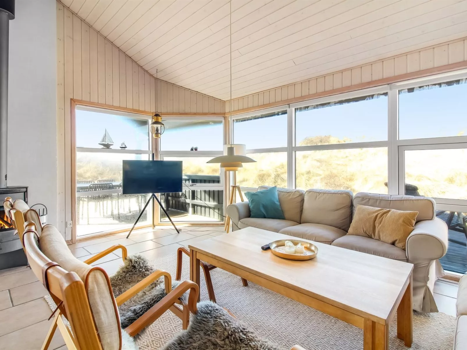 "Åmunde" - 150m from the sea - Inside