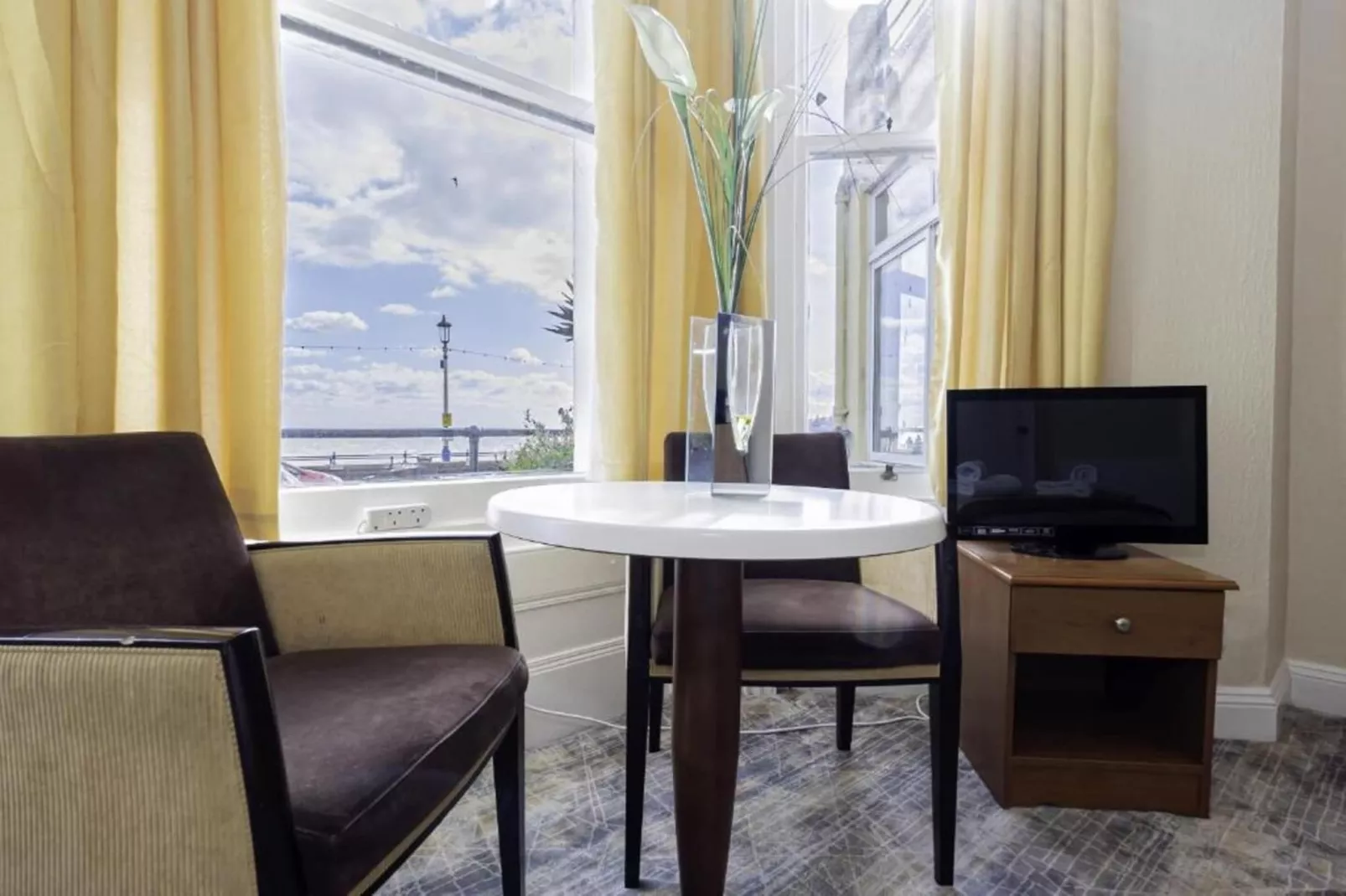 Standard Single Room - Schlafzimmer