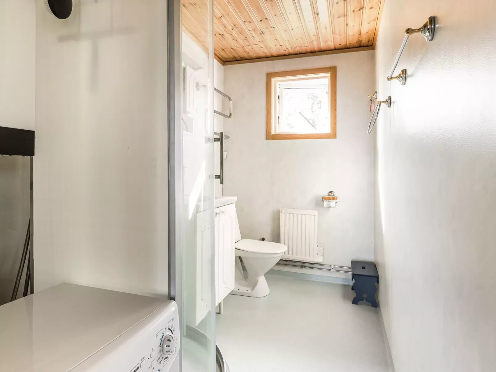 Kjuge Nya Huset-Inside