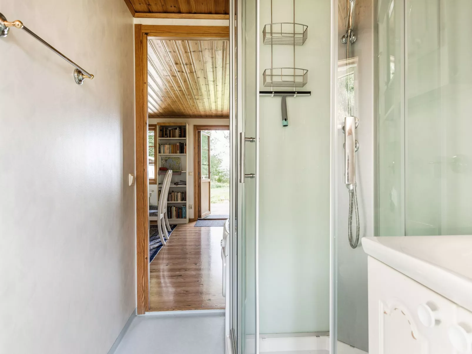 Kjuge Nya Huset-Inside