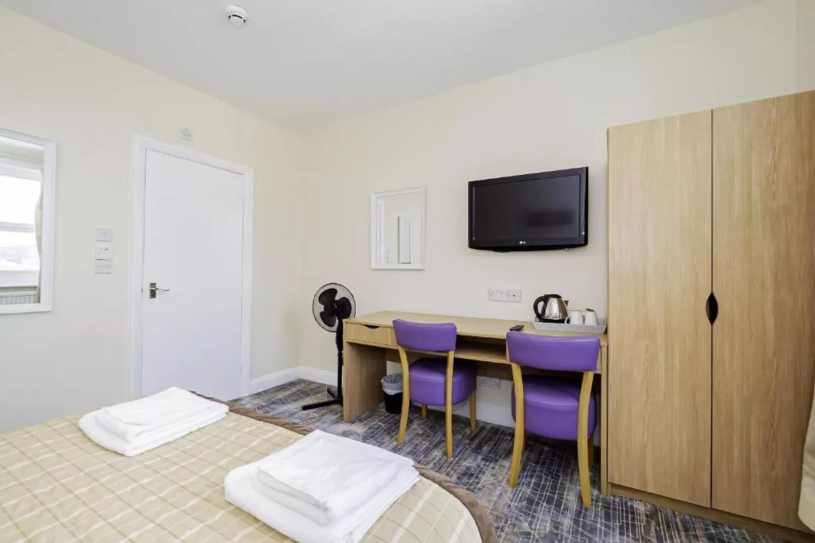 Twin Room with Sea View - Schlafzimmer