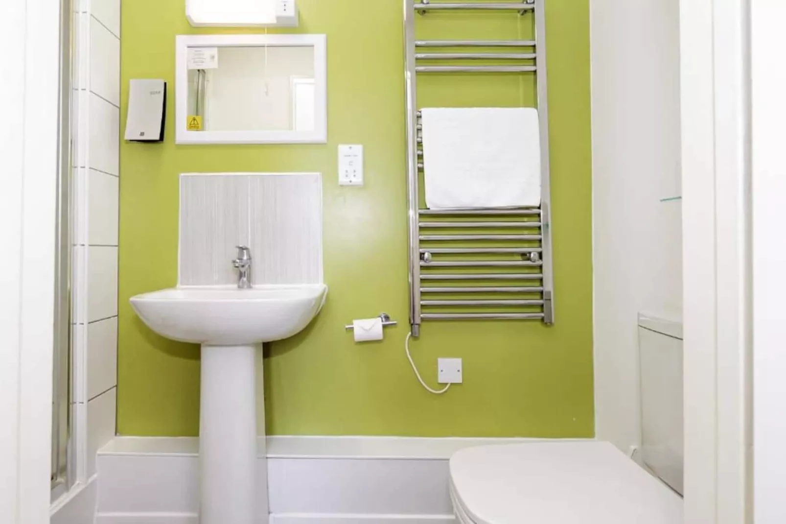 Standard Twin Room - Badezimmer