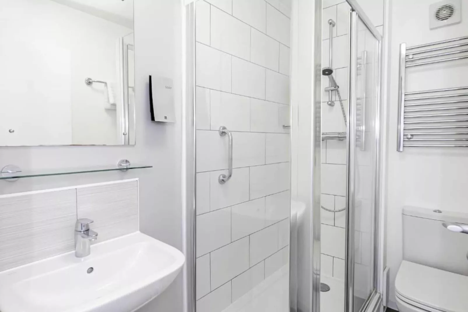 Standard Twin Room - Badezimmer