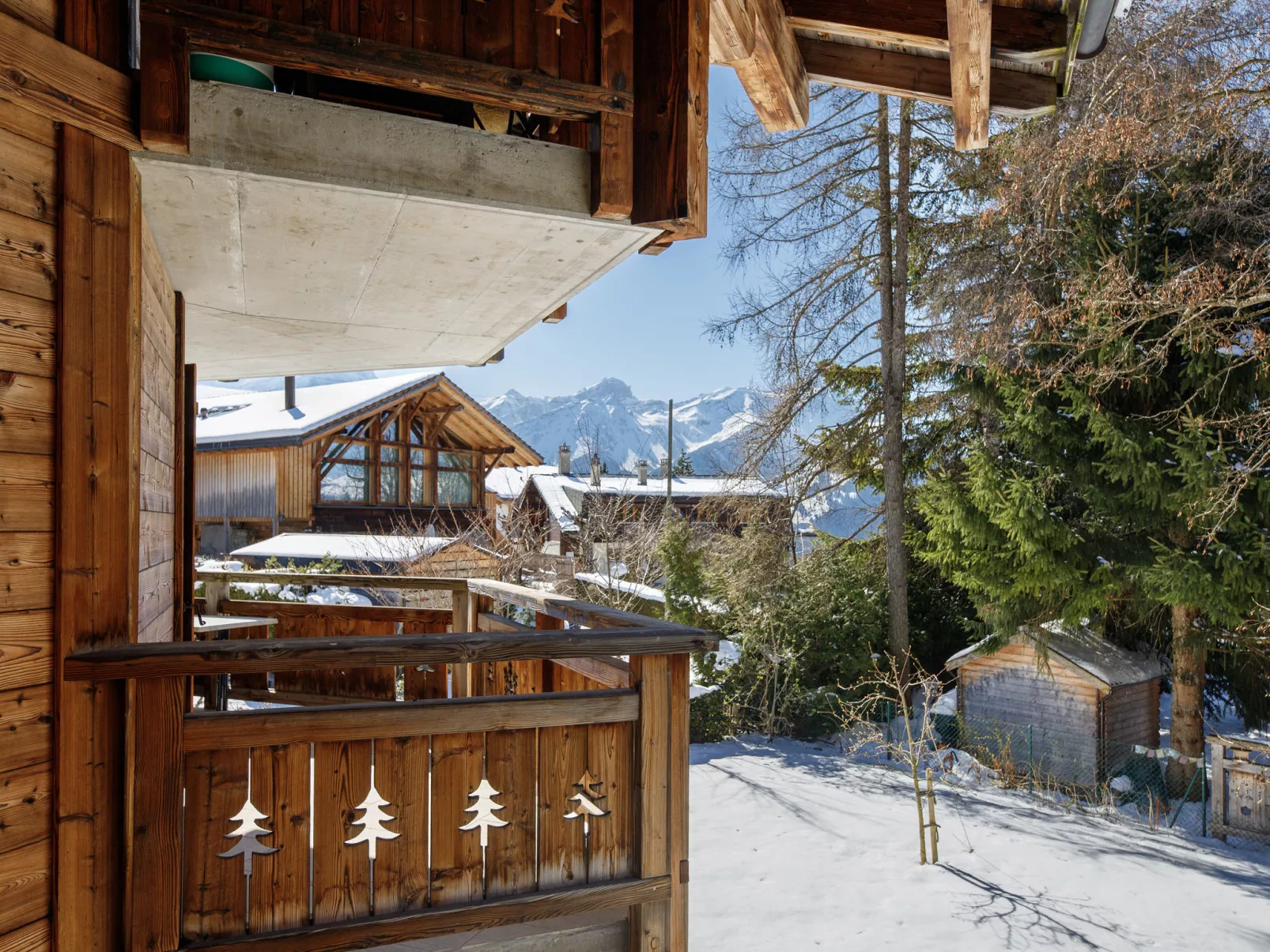 Chalet Sans Soucis - Draußen