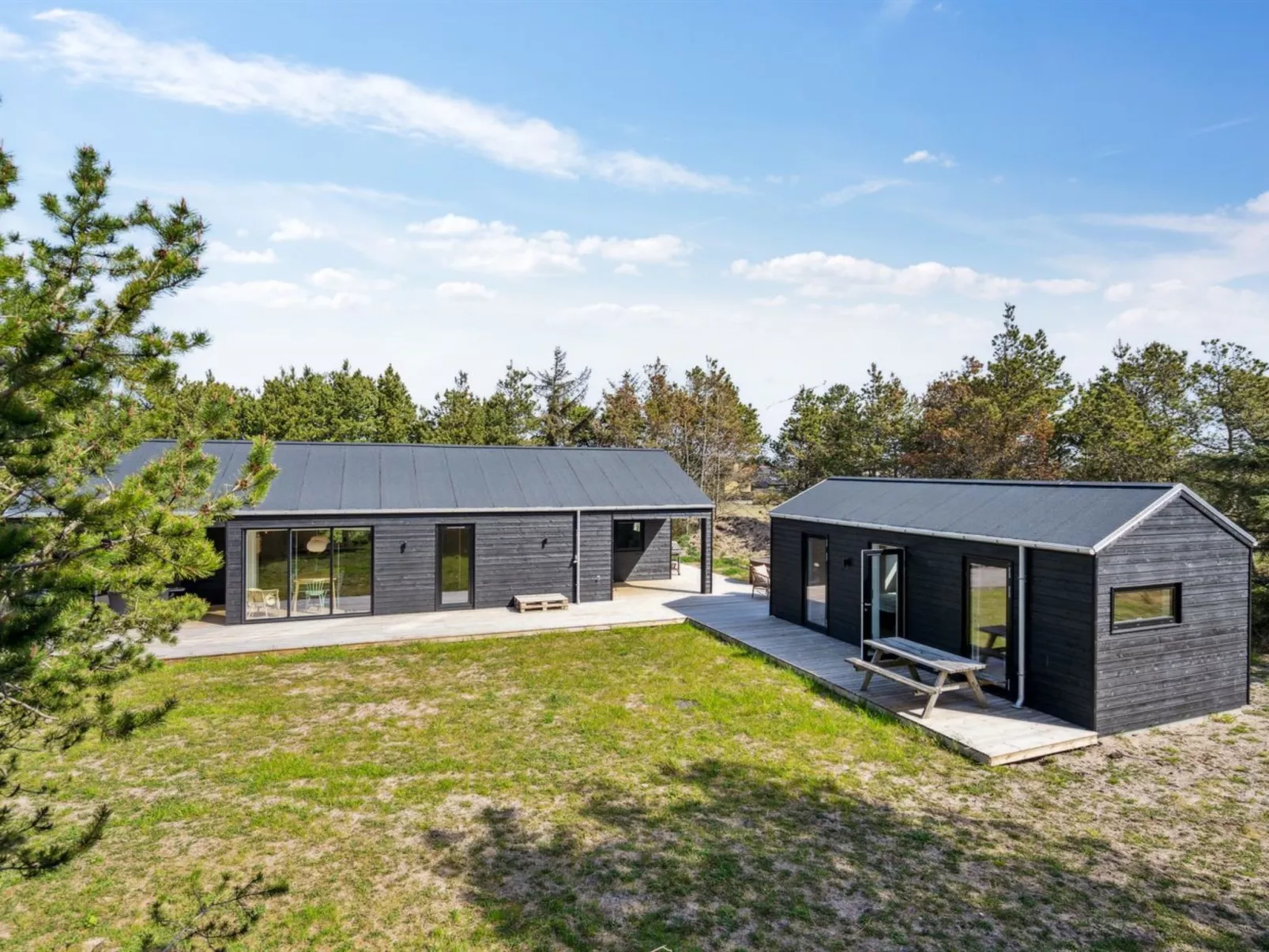 "Erke" - 500m from the sea