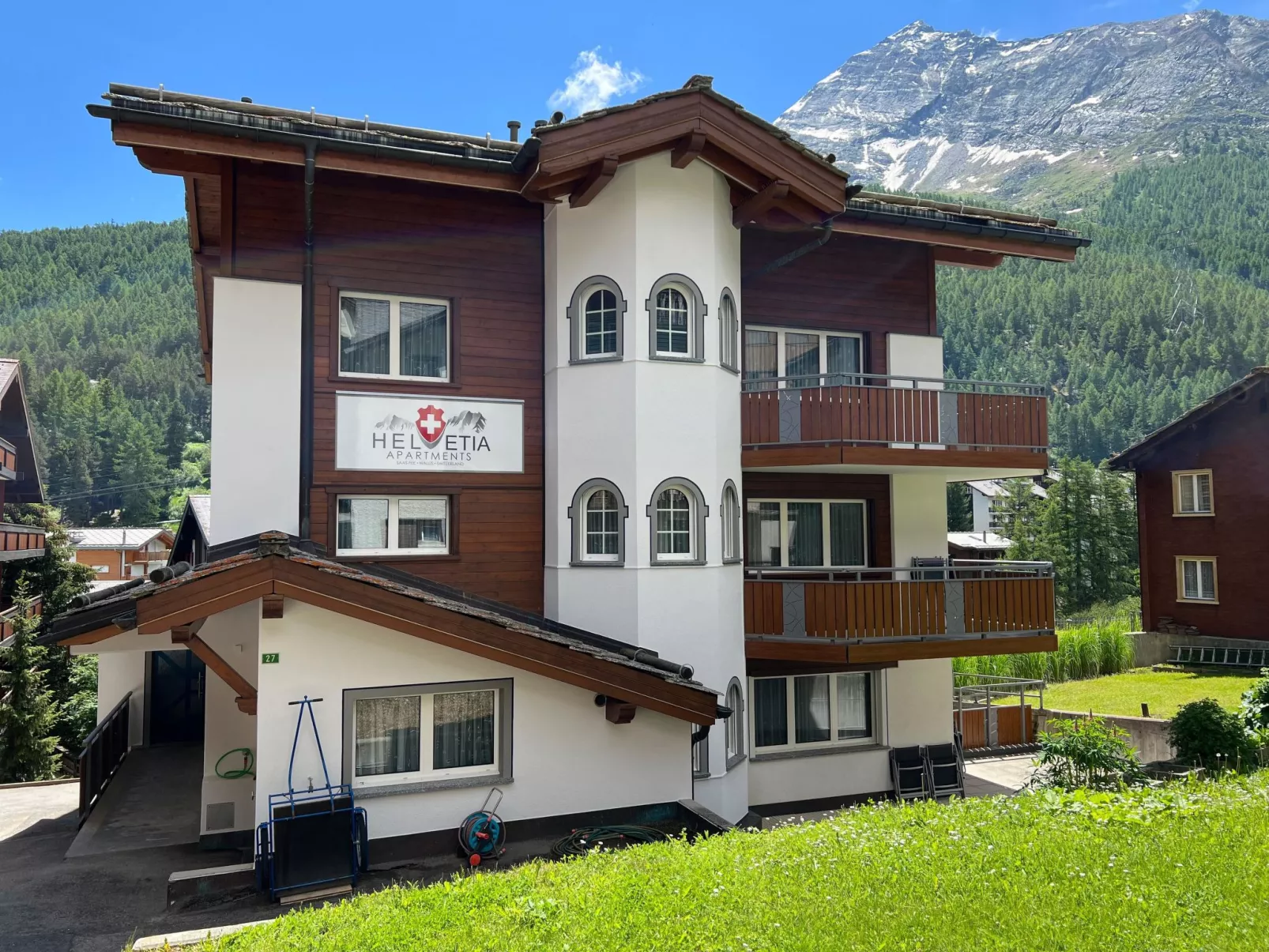 Helvetia Apartments