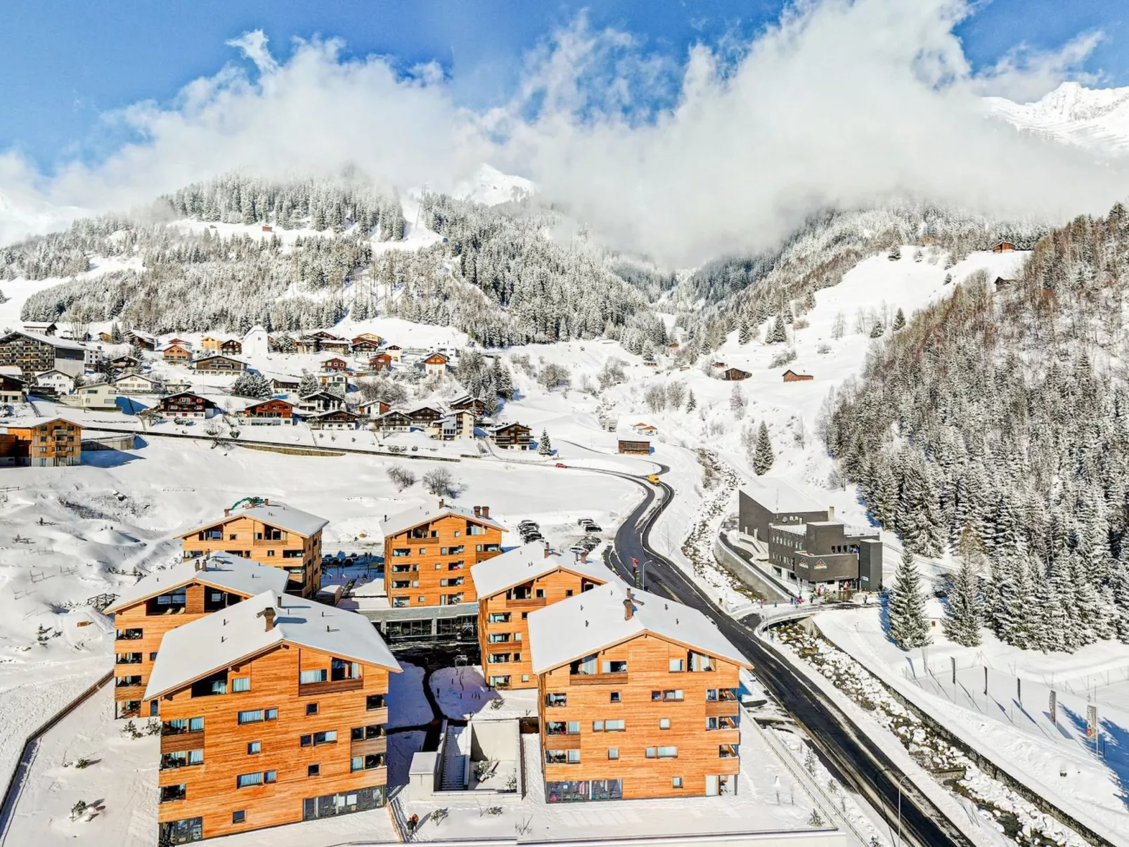 CATRINA RESORT, (Disentis / Mustér).