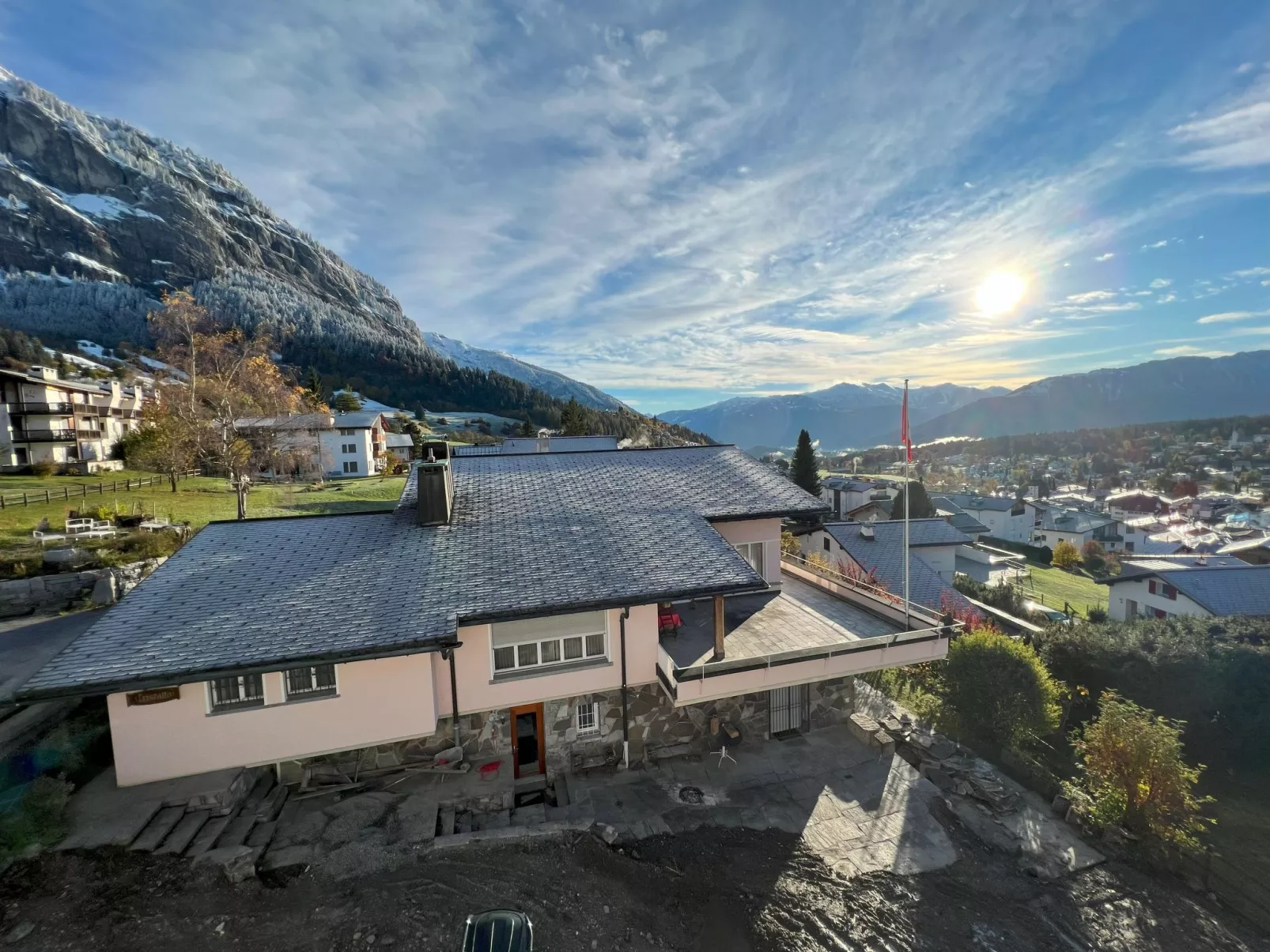Residenza Cristallo, (Flims Dorf). 3.5 Zimmer Partérre Wohnung (97m2) mit Garte