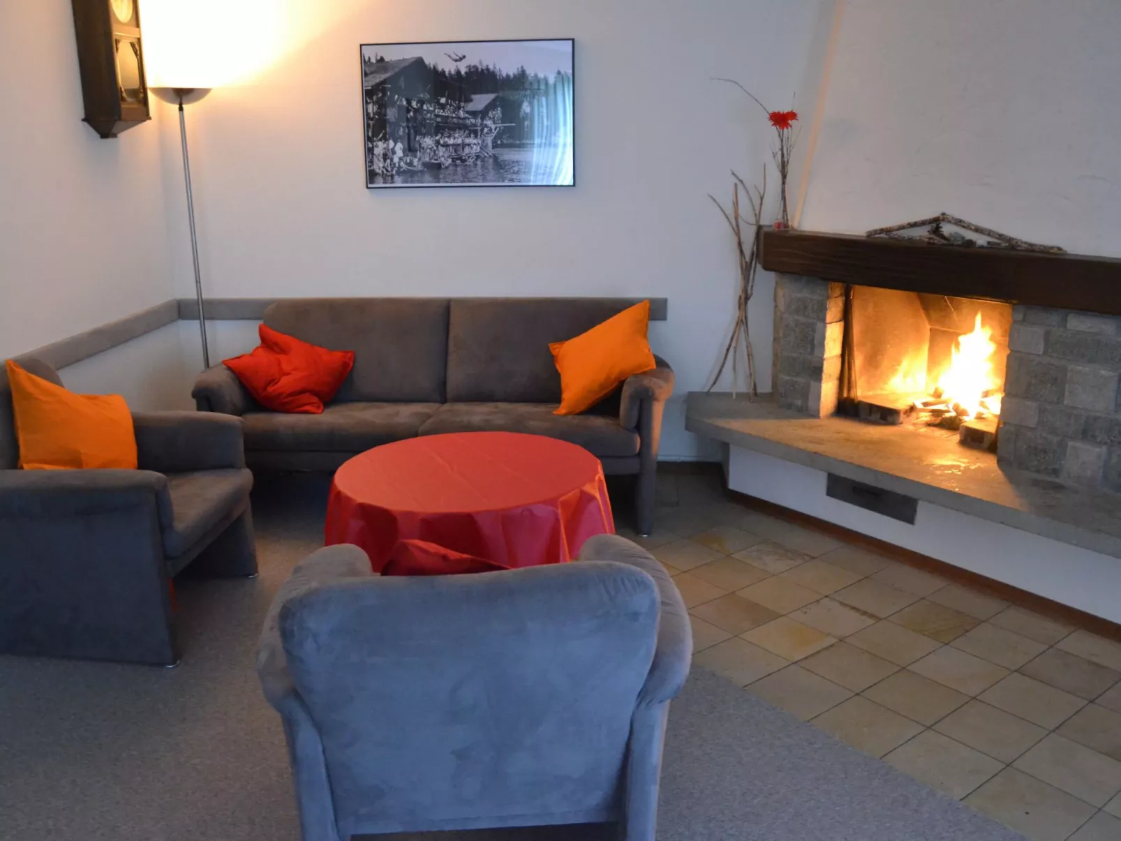 Arcula, (Flims Dorf). Grosszügige 3.5 Zimmerwohnung, 105 m2, ruhig & zentral ge