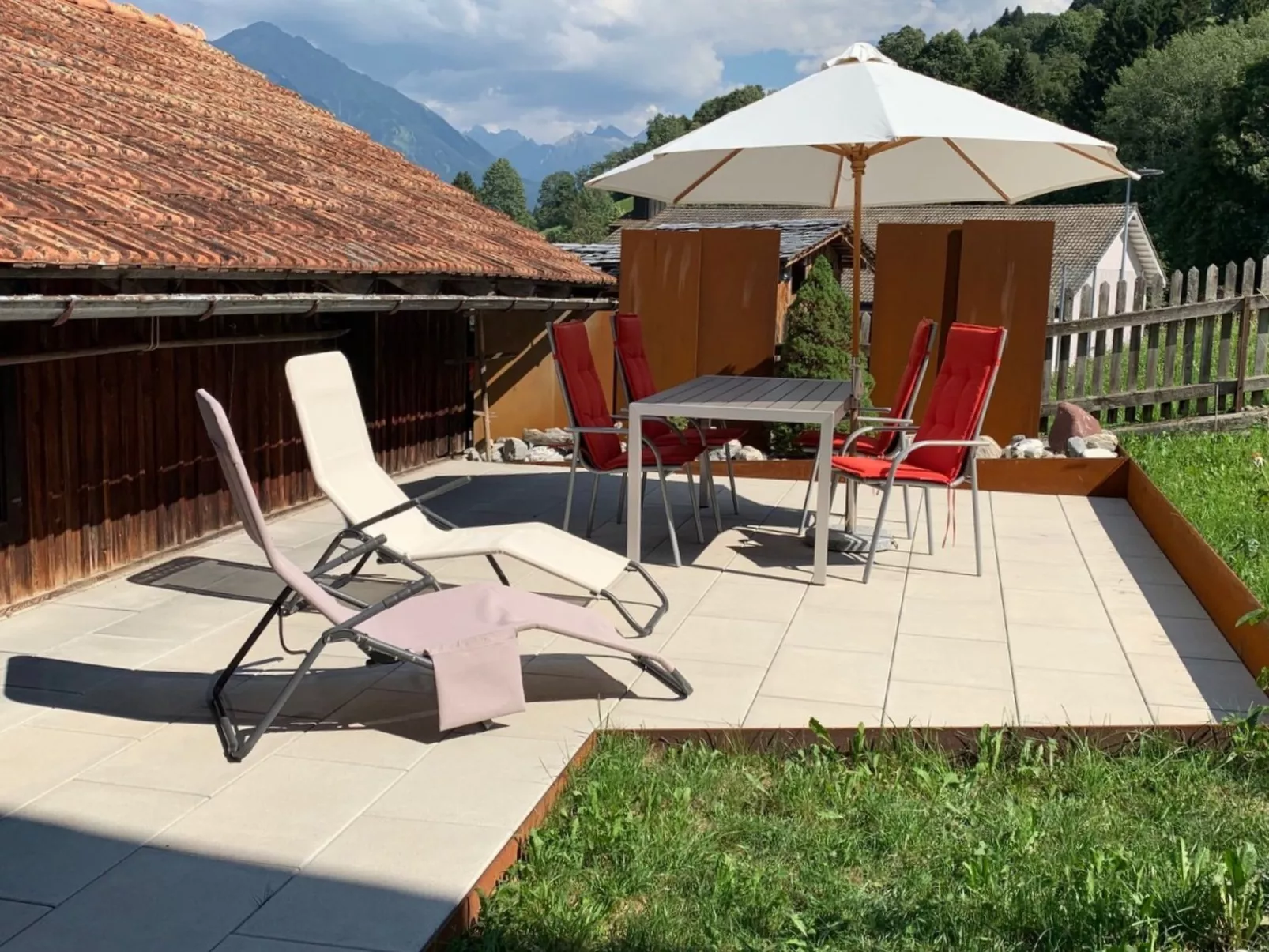 Charmantes Alpen-Appartement in Conters (Davos-Klosters/Parsenn).