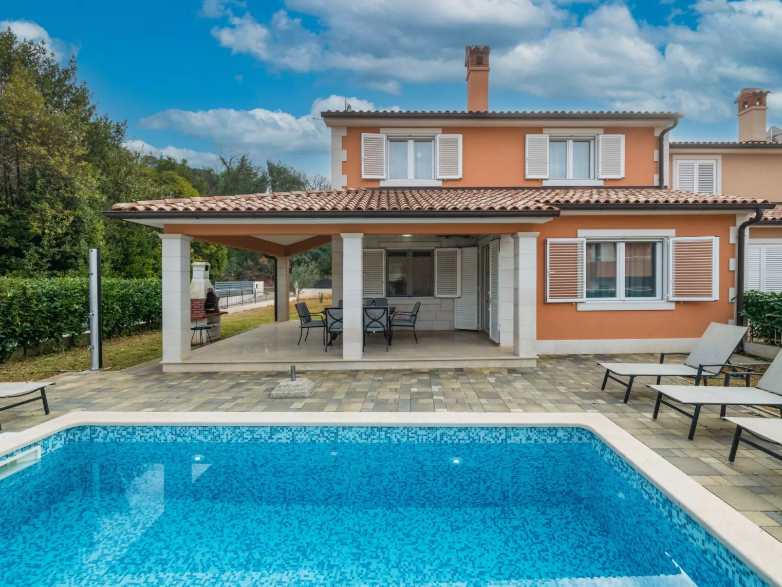Villa Lotus 13J