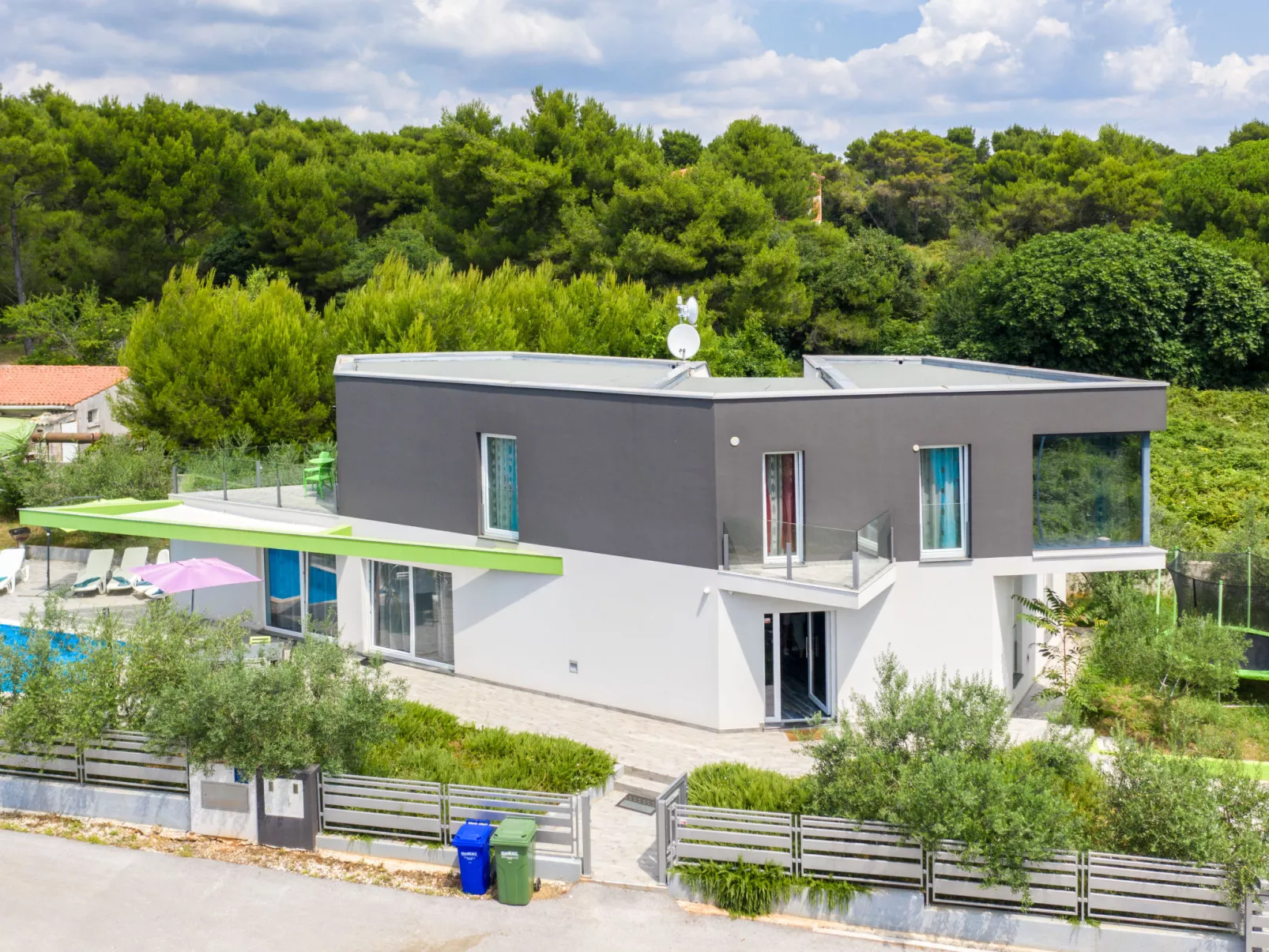 Villa Nika