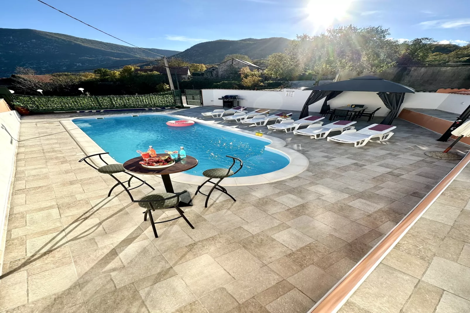 Holiday Home Rocca with pool